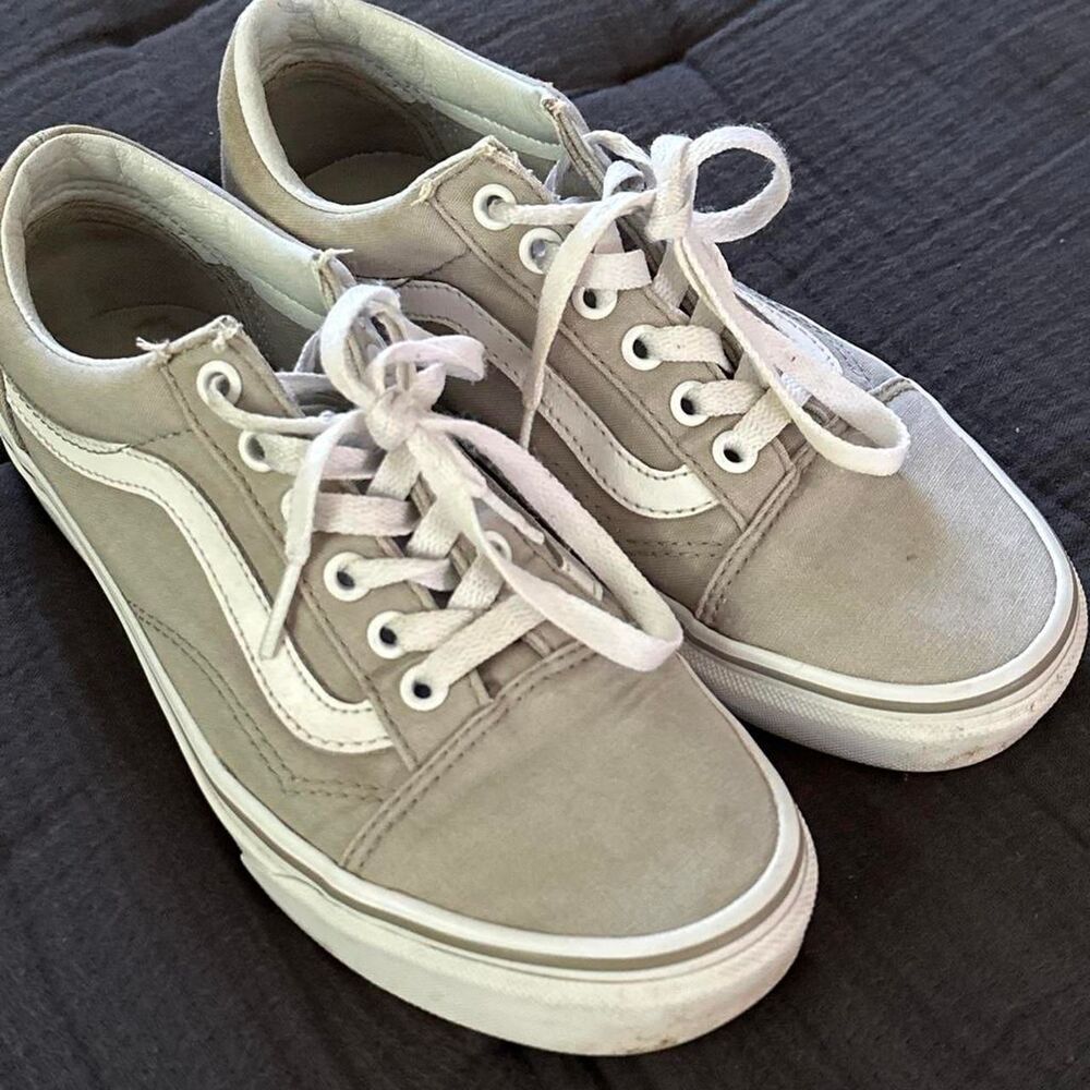Vans Men's Grey and Cream Trainers